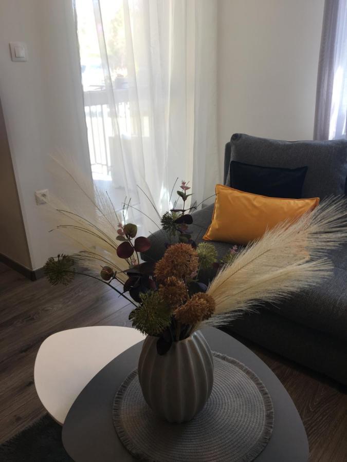 Home Apartment Шопрон Екстериор снимка